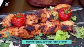 VIDEO- "E totul pentru mine". Mihai Mitoșeru și mama sa, relație model