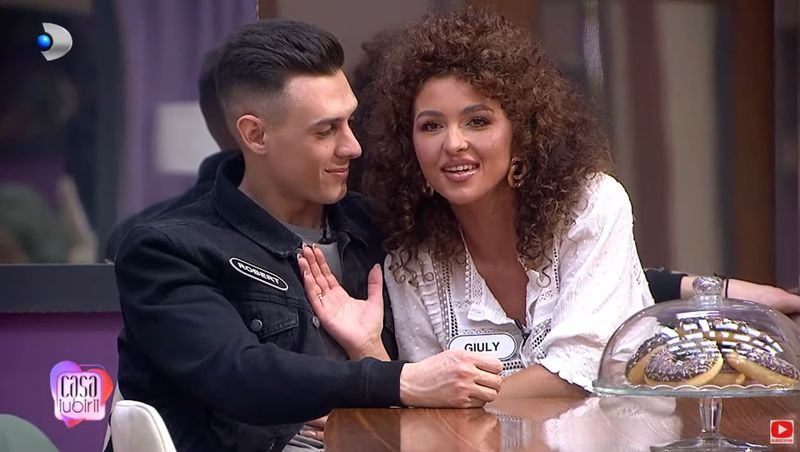 Robert și Giuly au spart gheața. Primele săruturi în "Casa Iubirii"