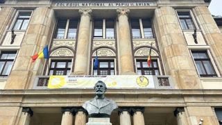 Colegiul Naţional "Alexandru Papiu Ilarian" din T&acirc;rgu Mureş