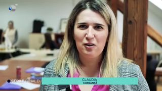 VIDEO-Cursurile de croitorie, la mare căutare. Zeci de tinere &icirc;nscrise, pentru a &icirc;nvăța tainele meseriei. ,,&Icirc;mi doream foarte mult să văd ce &icirc;nseamnă să fii creativ''