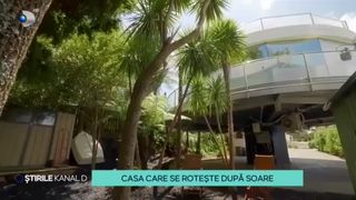 VIDEO-Clădire rotundă din sticlă, care se rotește după Soare, pusă la vânzare. Care este prețul acesteia