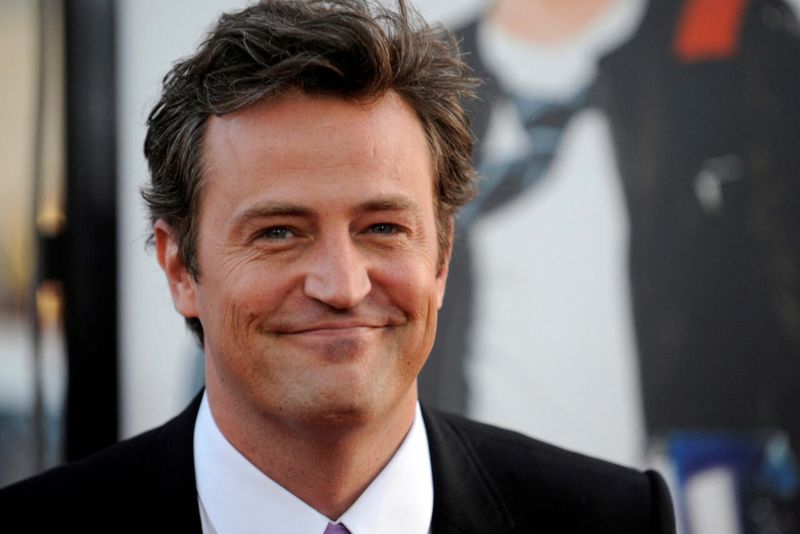 matthew perry viata