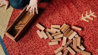 VIDEO - EXCLUSIV - Acuzații dure la adresa unei creșe din Ilfov! Un tată susține că și-a luat copilul acasă cu leziuni la ureche și pe obraz