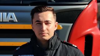 Ștefan, t&acirc;năr pompier, erou pentru un bărbat căruia i-a salvat viața