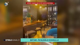 VIDEO - Scene revoltătoare într-un local din  Focșani! Un bărbat îmbrăcat în haine de călugăr a fost luat la bătaie de paznic