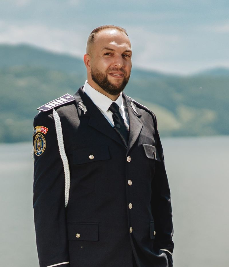 bogdan mihalache politist care s a sinucis