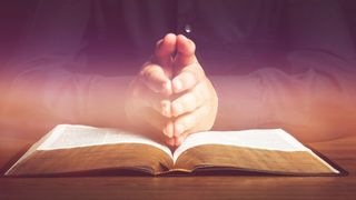 Acatistul Maicii Domnului de Buna Vestire: Trebuie citit de 12 ori pentru a îndeplini dorințele