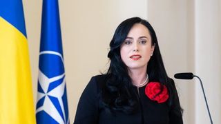 Simona Bucura Oprescu 