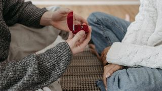 Cum să alegi inelul de logodnă perfect