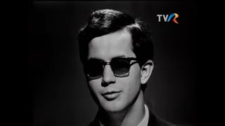 George Nicolescu, t&acirc;năr interpret al piesei Eternitate