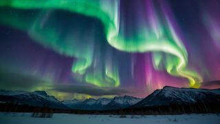 Ce este o furtuna geomagnetică? Specialiștii &icirc;n meteorologie spațială au emis o alertă