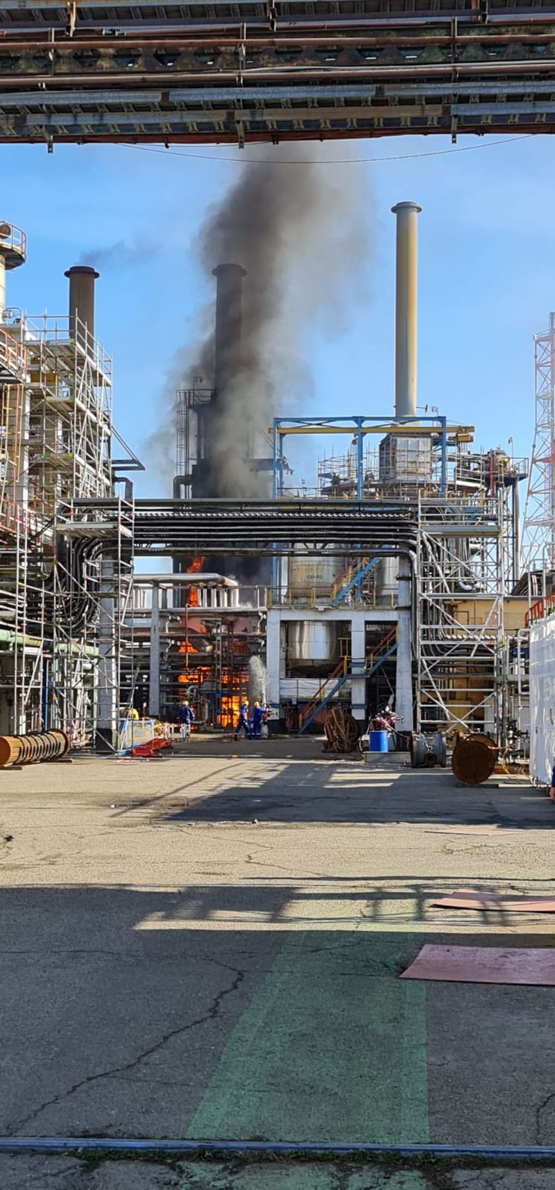 explozie rafinarie