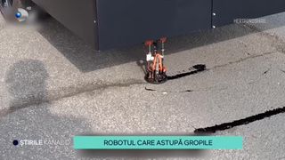 VIDEO-Robotul care astupă gropile. Acesta funcționează prin umplerea fisurilor detectate cu inteligența artificială