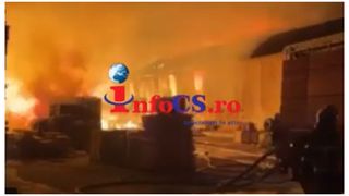 Incendiu fabrică mobilă