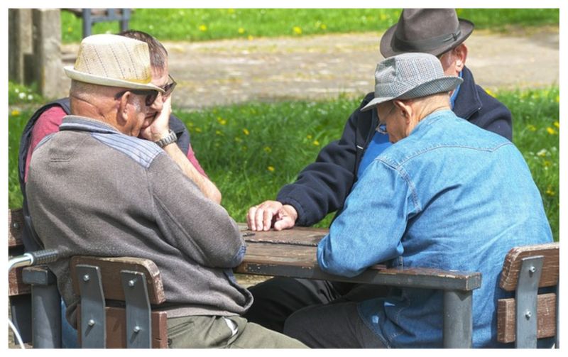 Muncă pensie minimă