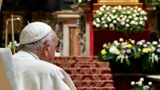 Papa Francisc are reguli clare pentru propria înmormântare.  Suveranul nu vrea să fie pus pe catafalc. Ce alte instrcțiuni a lăsat?