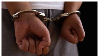 Motiv elev &icirc;njunghiat București