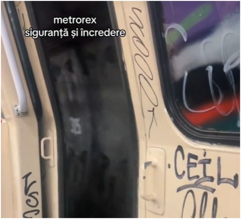 Anchetă metrou uși deschise