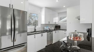 Mirosuri neplăcute în frigider? Descoperă cât de des ar trebui să îl cureți și cum poți scăpa de mirosurile neplăcute