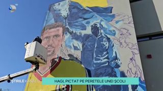 VIDEO -  Chipul fotbalistului Gheorghe Hagi, pictat pe peretele unei școli din Constanța