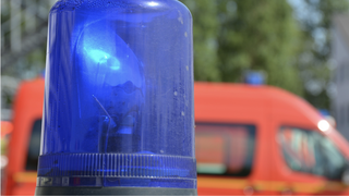 Un apartament situat la etajul &icirc;nt&acirc;i al unui bloc din Giurgiu a fost cuprins de flăcări.