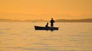 Evaluarea celor mai bune articole de pescuit pentru pescuitul la feeder