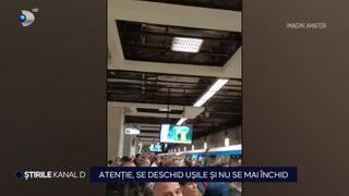 VIDEO - Haos la metrou în această dimineață! Ușa unui tren s-a stricat după ce un călător a forțat-o