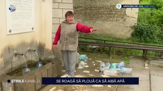 VIDEO - Se roagă să plouă ca să aibă apă! Situația prin care trec localnicii unei comune din Dolj