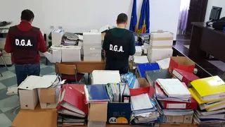 Poliția a descins la Primăria comunei Stejari, din județul Gorj