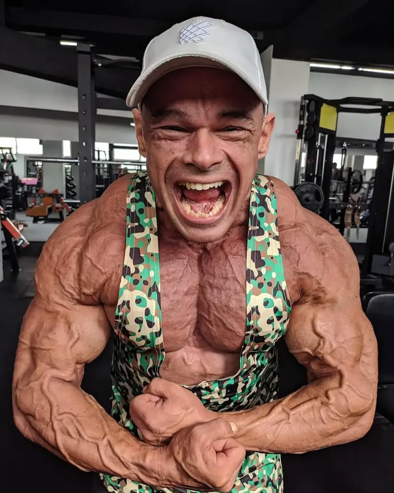 A murit culturistul denumit „Monstrul” la doar 46 de ani