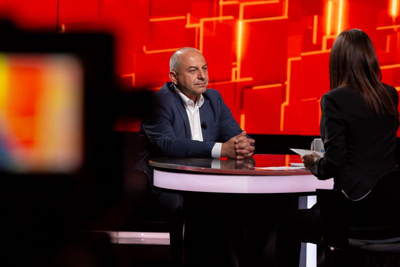 invitati 40 de intrebari cu denise rifai