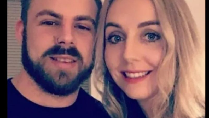 Mamă sinucidere copil mort