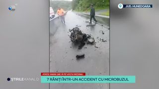 VIDEO-Accident grav de circulație, la intrarea &icirc;n orașul Deva. Șapte persoane au suferit răni &icirc;n urma impactului