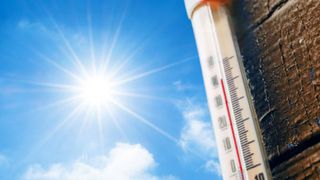 Cum va fi vremea în mini vacanța de 1 mai și Paște? Schimbarea radicală anunțată de meteorologi