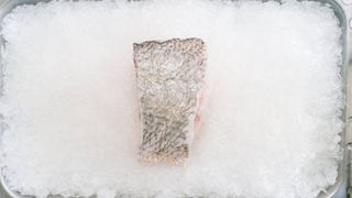 Ai o ladă frigorifică și nu știi cum să o &icirc;ntreții? Află cele mai bune modalități prin care &icirc;i poți prelungi viața