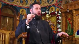 Minune înainte de Paște! Un preot și-a recăpătat mobilitatea, după ce ani buni a fost paralizat. Cum a fost posibil una ca asta: ”Dumnezeu te-a operat, nu eu!"