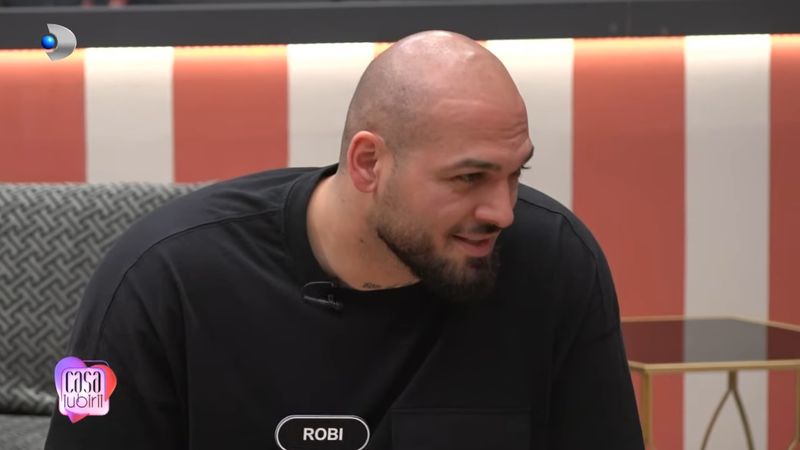 Robi, atras în continuare de Virginia