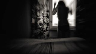 Bebeluș aruncat D&acirc;mbovița