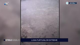 VIDEO- Luna furtunilor extreme. Ce anunță meteorologii?