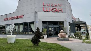 Taxă în restaurantul chinezesc Lucky Wok din Viena