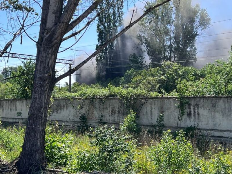 Incendiu într-un depozit cu bazine petroliere, la Ploiești. Pericol major de explozie - mesaj RO-Alert de ultim moment