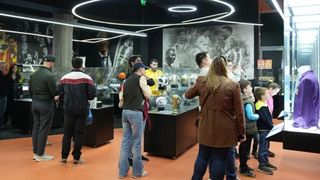 noaptea muzeelor la muzeul fotbalului din bucuresti