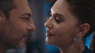 Gorkem &ldquo;v&acirc;nează&rdquo; bărbații familiei Unal