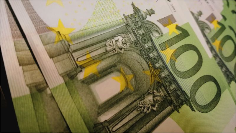 Cele mai mari salarii din România, în București și județele Cluj, Timiș și Sibiu