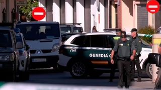 Un bunic de 72 de ani și-a ucis nepoții de 10 și 12 ani, apoi s-a împușcat, la două luni după ce a comis un accident mortal cu mama lor