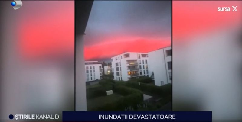 Ciclonul din Europa avansează spre România. Cerul a devenit brusc roșu