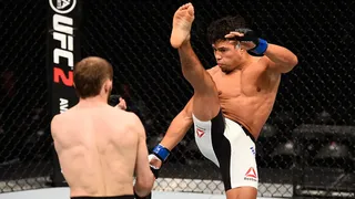 Un fost luptător UFC a murit la 33 de ani, după un accident stupid. Iubita sa însărcinată e distrusă de durere