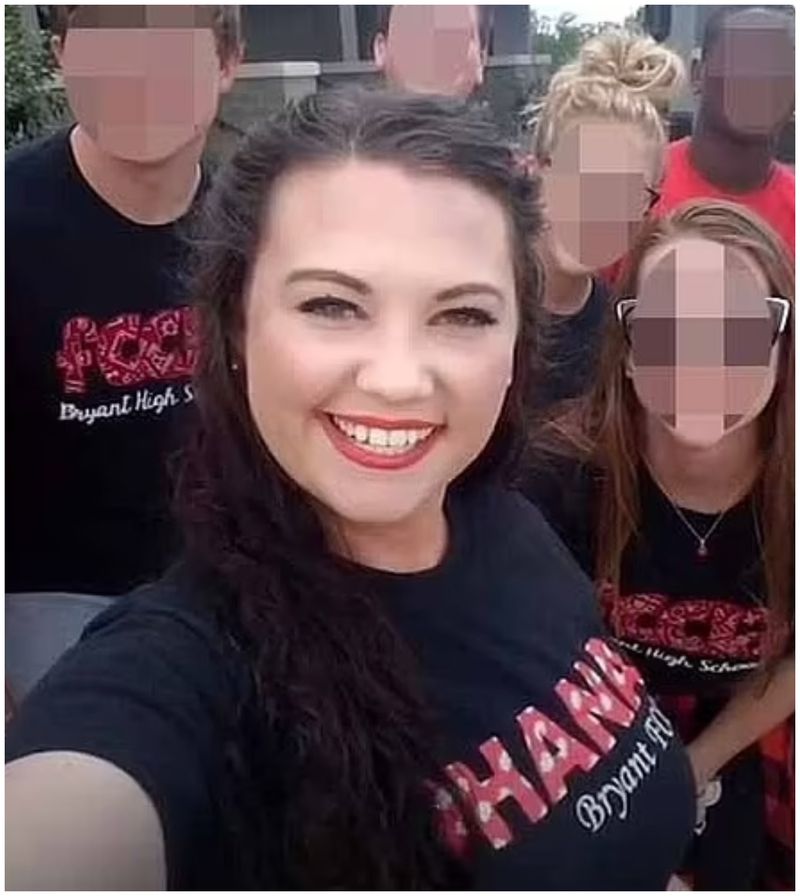 Profesoara a fost condamnată la 13 ani de închisoare.