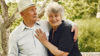 pensii majorate, casa nationala de pesnii, penionari romani 