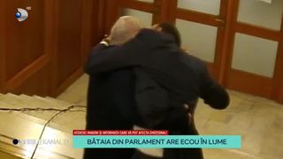 VIDEO Bătaia din Parlamentul României a ajuns în întreaga lume! Imaginile virale, comentate de specialiști